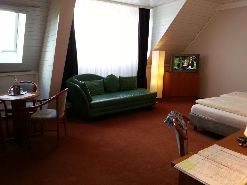 Hotel Restaurant Klostermuehle Reutlingen Esterno foto