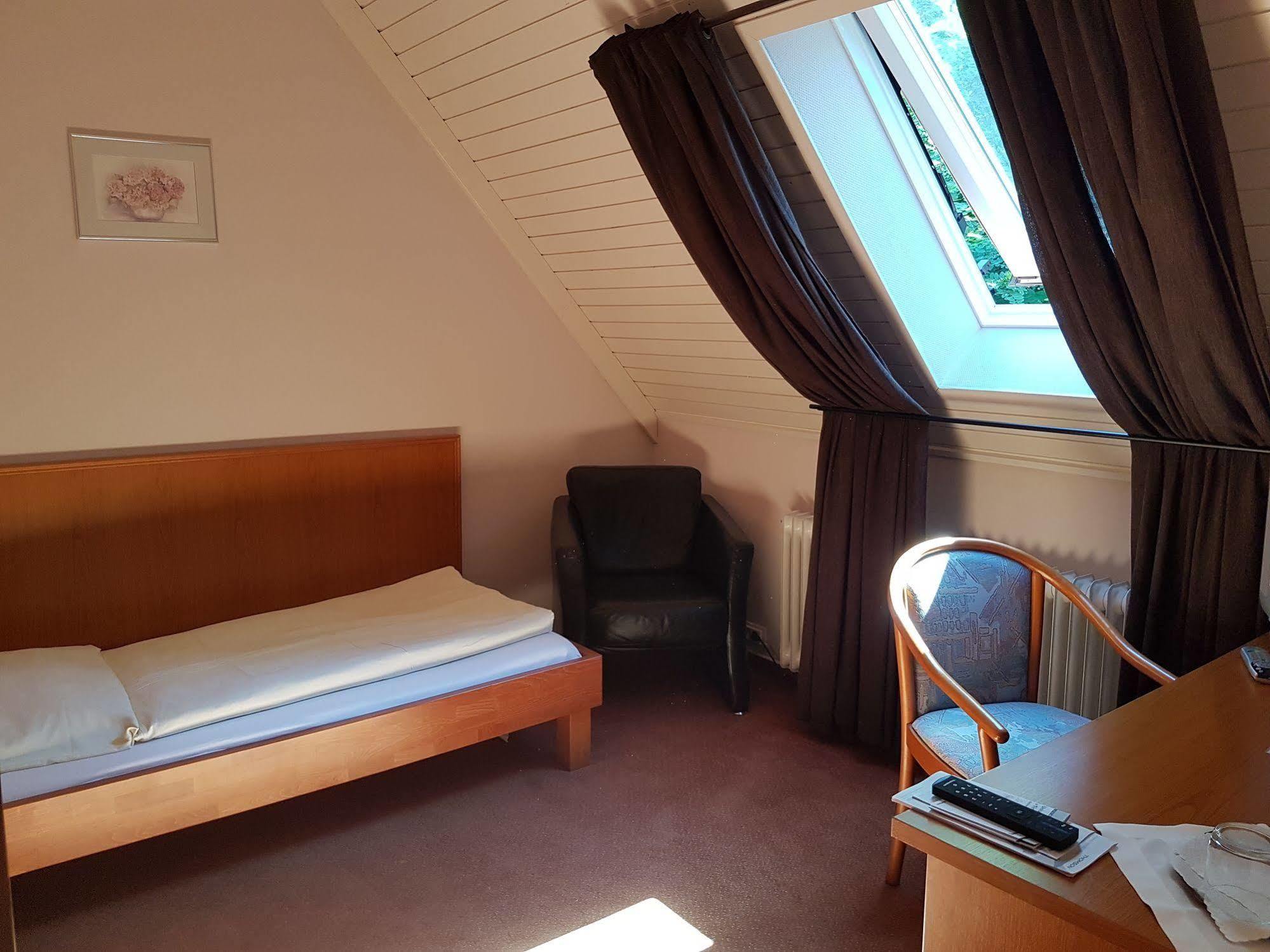 Hotel Restaurant Klostermuehle Reutlingen Esterno foto