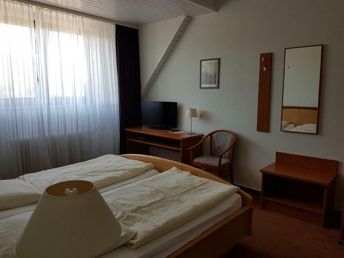 Hotel Restaurant Klostermuehle Reutlingen Esterno foto
